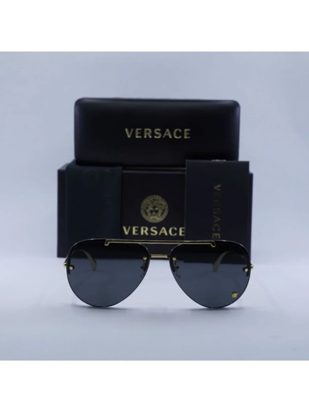 Versace model ve2231